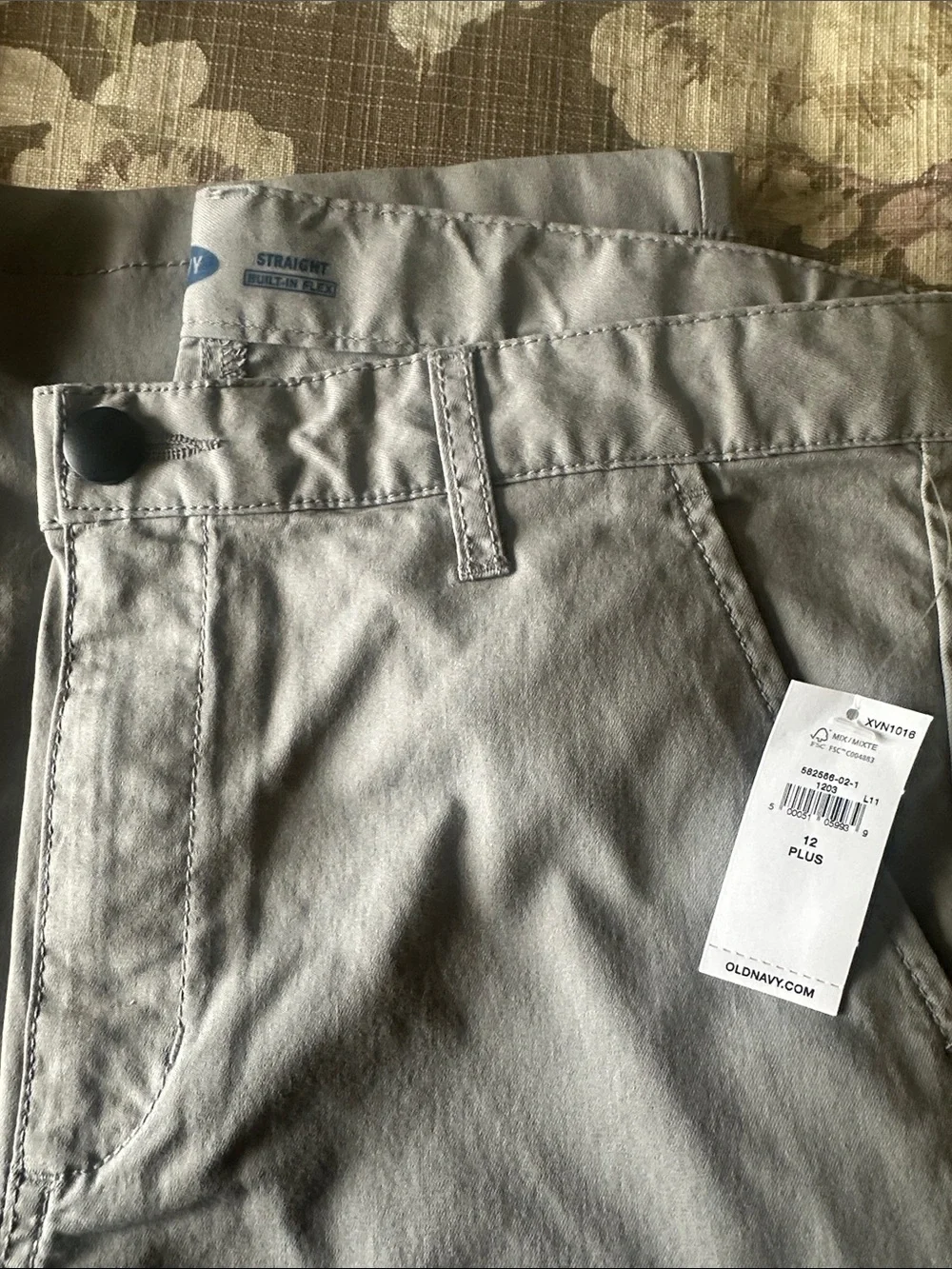 Old Navy Kids Built in Flex Trouser Pants - Black, Light Gray(2), Tan lot of 4